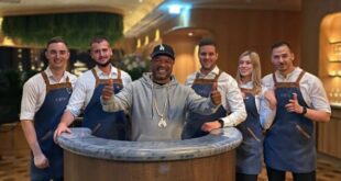 Xzibit a budapesti VIRTU Restaurant-ban koccintott 50. születésnapján